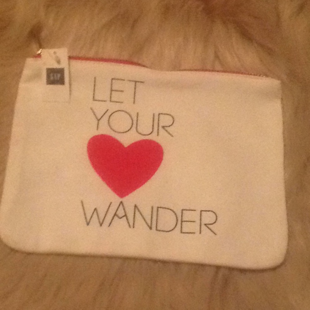 Gap - Summer Clutch